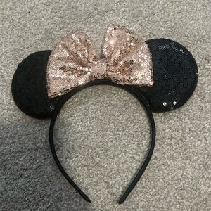 MINNIE MOUSE EARS